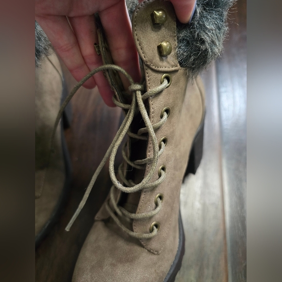 Just Fab Womens Lace Up Fur Topped Ankle Boots Size 8 - Picture 11 of 12